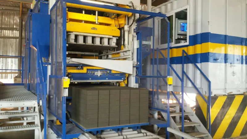 Quangong Machinery – Echipamentul Zenit 844 pentru fabricarea cărămizii sprijină dezvoltarea infrastructurii în Africa