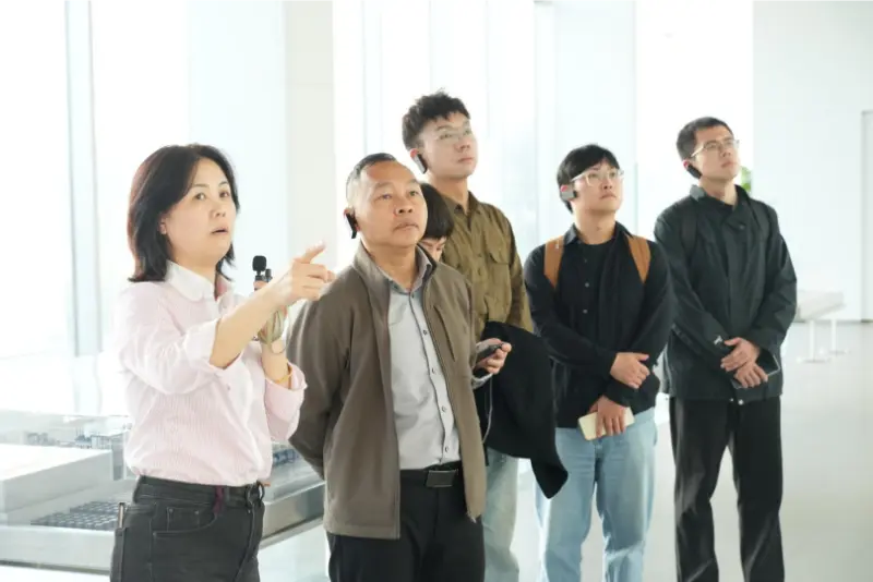 Universitatea și întreprinderea își unesc mâinile pentru a porni într-o nouă călătorie, inovând pentru un viitor verde