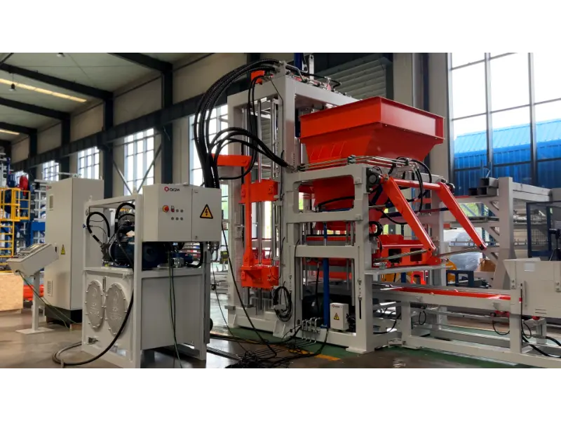 Quangong Machinery Co., Ltd. Linia de producție QT10 de mare viteză pentru fabricarea blocurilor stabilește un nou standard pentru excelența în producție inteligentă